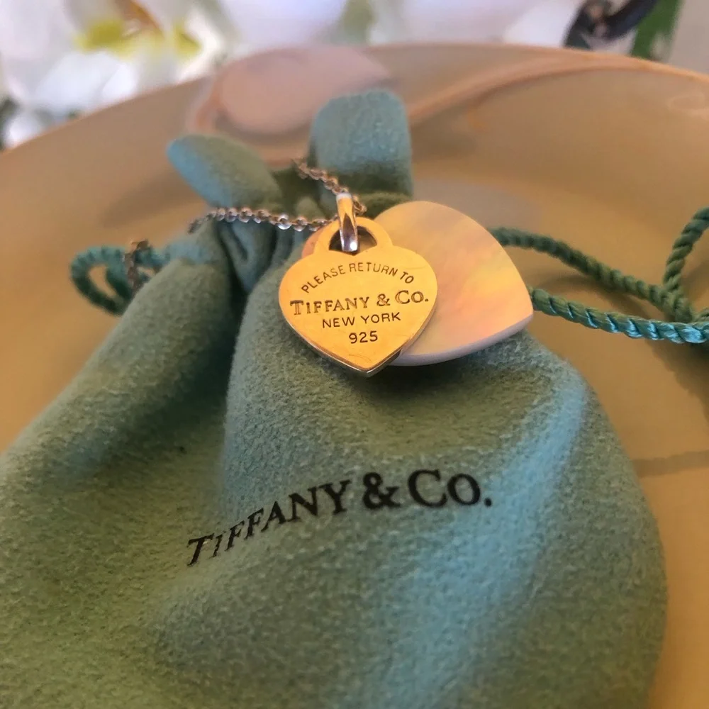 Tiffany & Co. Double Heart Tag 925 Sterling & Mother of Pearl Necklace - Picture 9 of 9